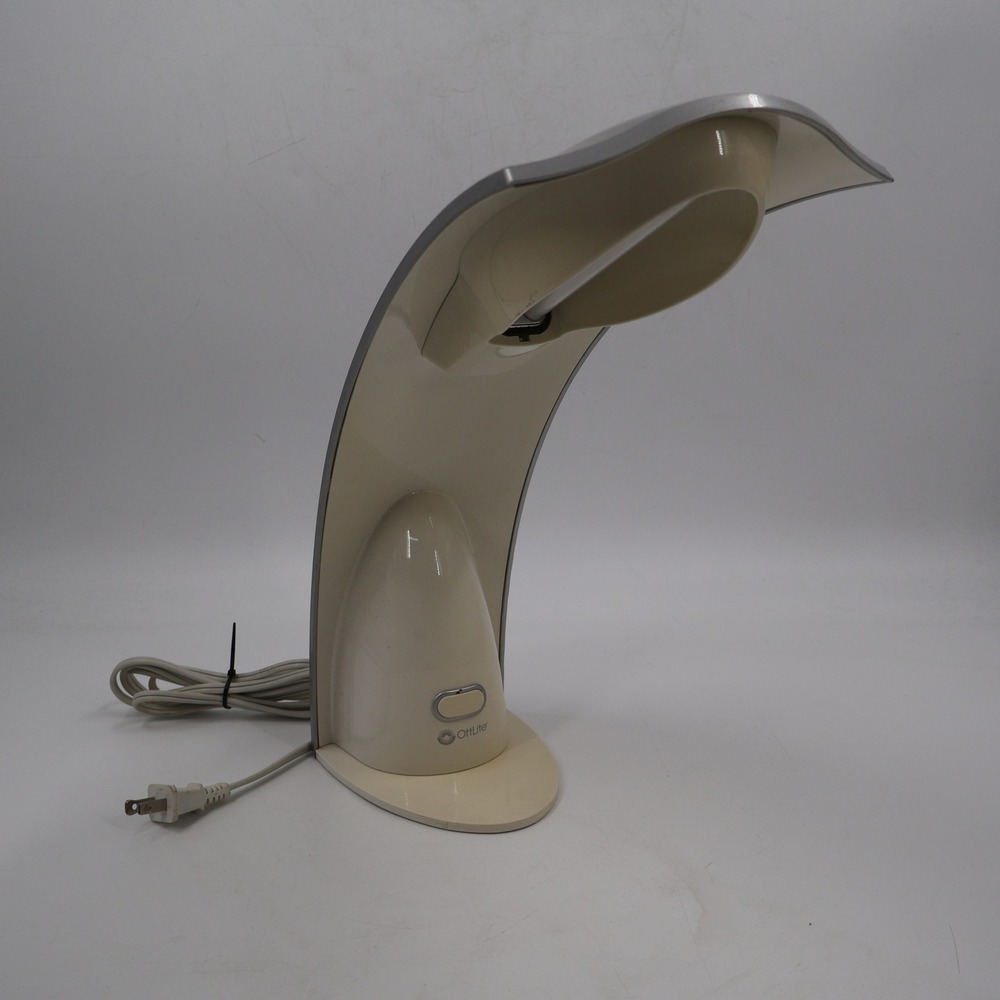 OttLite GX8026 Wing Desk Lamp Silver Cream Modern Task Light 13W Tested‎